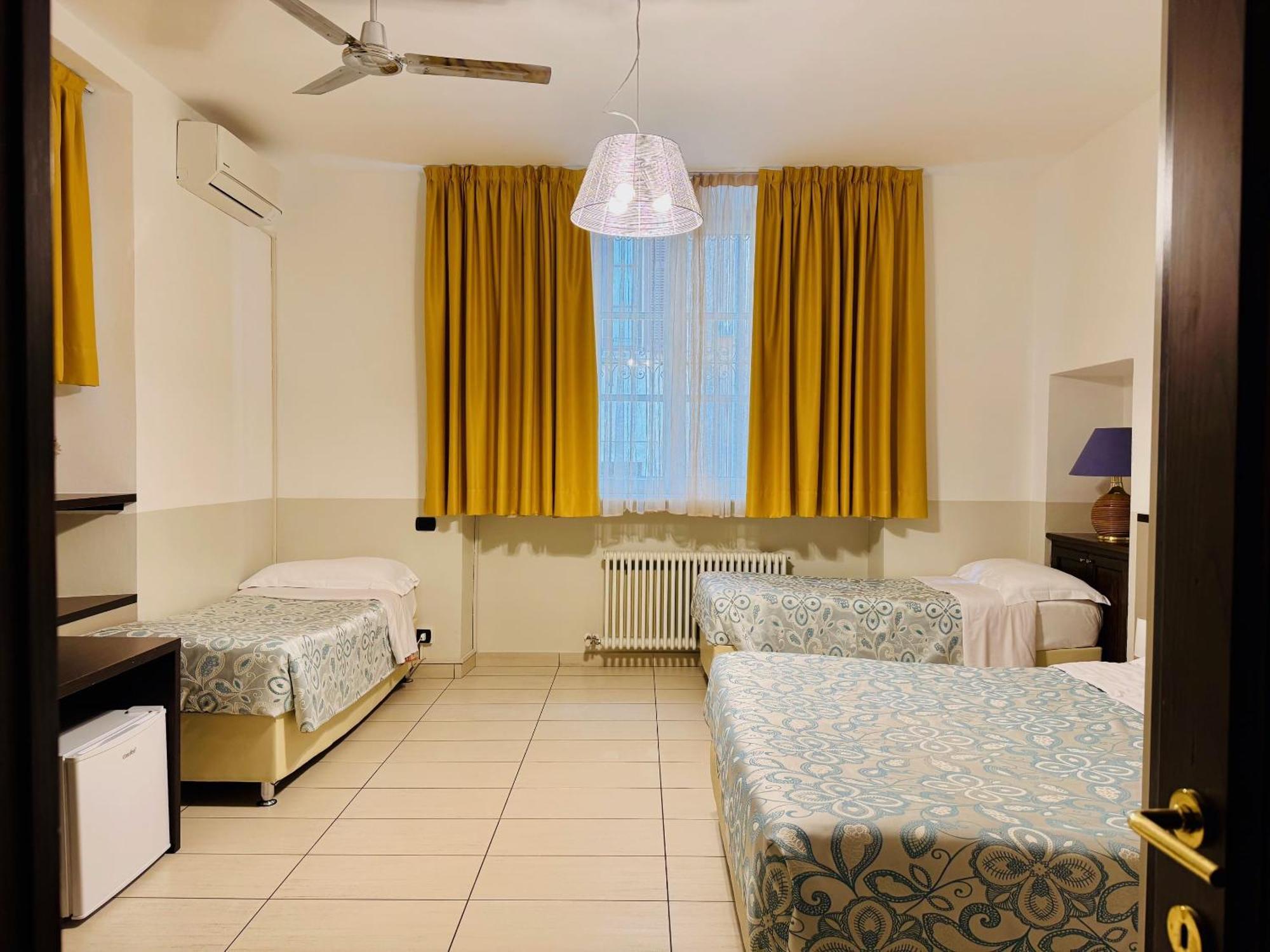 Hotel Marco'S Комо Экстерьер фото